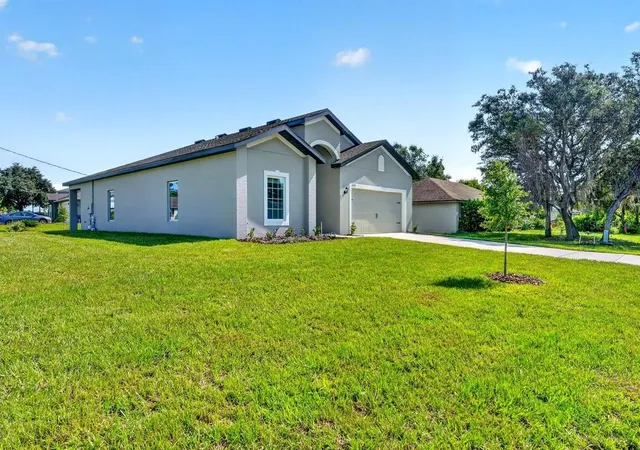 3rd image of 1699 Whipple Dr, Deltona, FL 32738 | MLS# V4950785