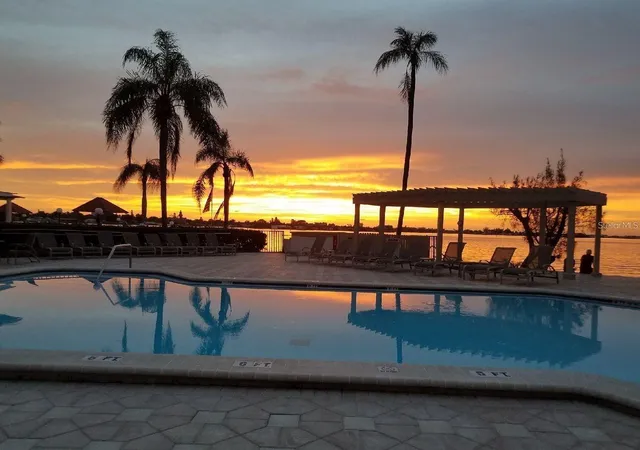 Photo 2 of Condo for sale at 6210 Sun Blvd #202, Saint Petersburg, FL 33715 | MLS# O6434365 | Listing updated on 2026-08-27