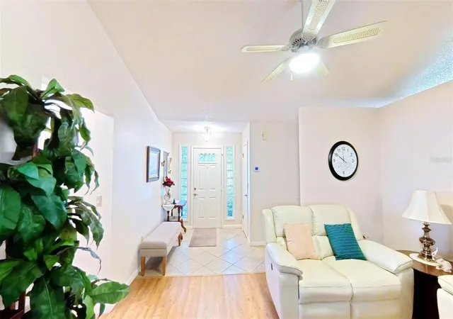 4th image of 1410 New Abbey Ave, Leesburg, FL 34788 | MLS# G5116578