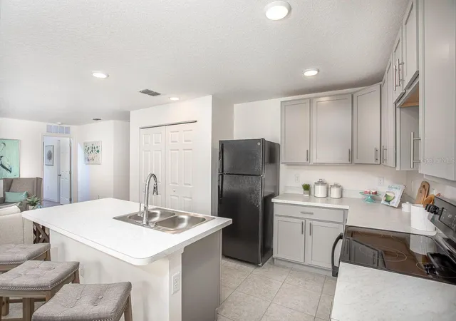 5th image of 3104 Mandrell Ave, Spring Hill, FL 34608 | MLS# O6434375