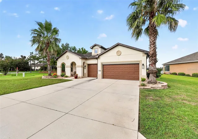 Photo 3 of Single family home for sale at 9712 Southwest 75th St Rd, Ocala, FL 34481 | MLS# OM730605 | Listing updated on 2026-08-24