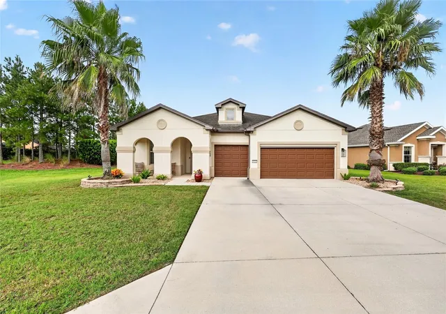 Photo 4 of Single family home for sale at 9712 Southwest 75th St Rd, Ocala, FL 34481 | MLS# OM730605 | Listing updated on 2026-08-24