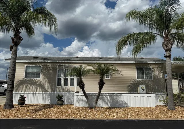 2nd image of 1405 Starboard Dr, Saint Cloud, FL 34771 | MLS# S5155805