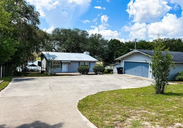 1st image of 5616 Silver Sands Cir, Keystone Heights, FL 32656 | MLS# GC542817