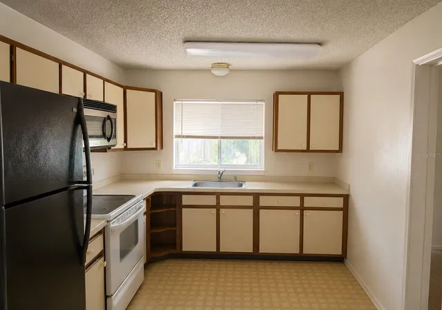 2nd image of 8803 Parliament Ct, Kissimmee, FL 34747 | MLS# O6434389