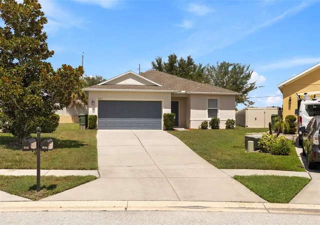 Photo 3 of Single family home for sale at 3695 Julius Ests Blvd, Winter Haven, FL 33881 | MLS# O6434394 | Listing updated on 2026-08-29