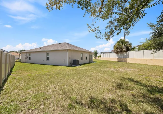 Photo 4 of Single family home for sale at 3695 Julius Ests Blvd, Winter Haven, FL 33881 | MLS# O6434394 | Listing updated on 2026-08-29