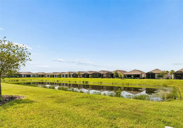 3rd image of 779 Via Como St, Kissimmee, FL 34759 | MLS# S5155813