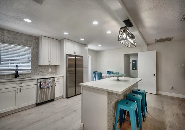 Photo 4 of Sale Pending at 5112 Glasgow Ave, Orlando, FL 32819 | MLS# O6434406 | Listing updated on 2026-09-05
