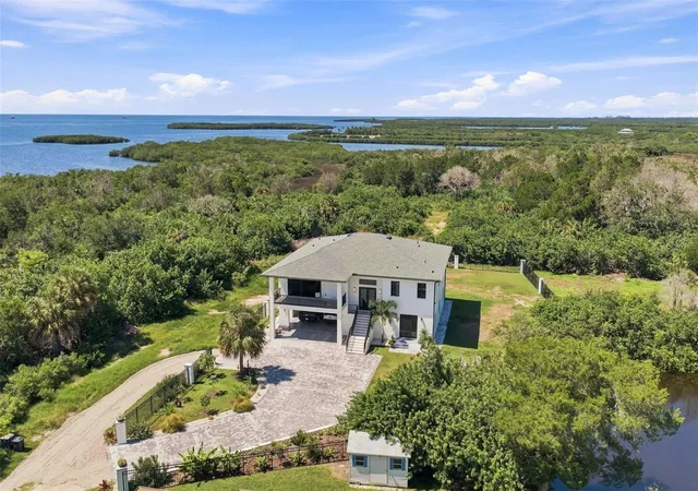 Photo 1 of Single family home for sale at 5035 Bay Blvd, Port Richey, FL 34668 | MLS# TB8539807 | Listing updated on 2026-08-28