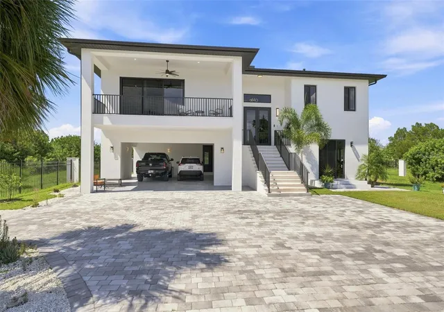 Photo 3 of Single family home for sale at 5035 Bay Blvd, Port Richey, FL 34668 | MLS# TB8539807 | Listing updated on 2026-08-28