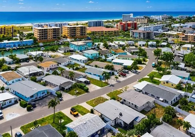 2nd image of 11355 2nd St E, Treasure Island, FL 33706 | MLS# TB8539815