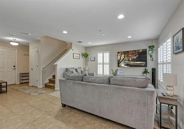 Photo 5 of Townhouse for sale at 13855 Golden Russet Dr, Winter Garden, FL 34787 | MLS# G5116589 | Listing updated on 2026-09-01