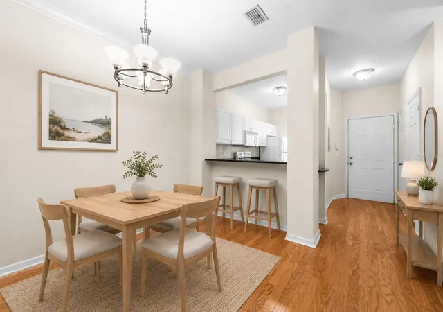 4th image of 5007 Nw 45Th Rd #103, Gainesville, FL 32606 | MLS# GC542822
