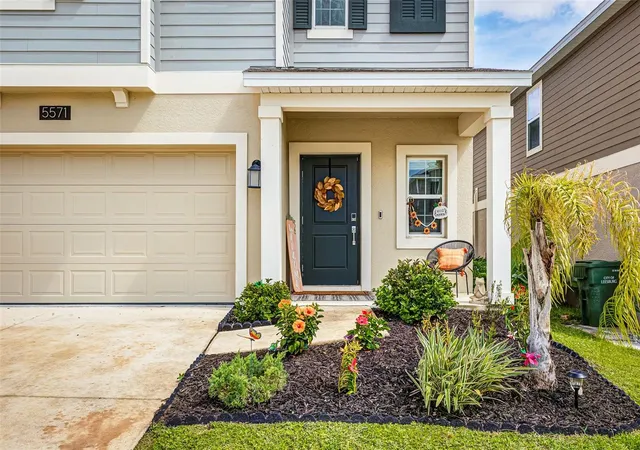 Photo 3 of Single family home for sale at 5571 Braken Fern Way, Leesburg, FL 34748 | MLS# L4964370 | Listing updated on 2026-09-30