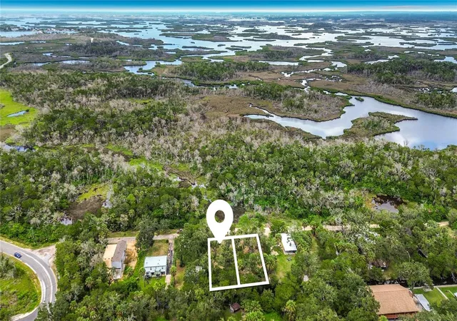 2nd image of 14334 W Sutton Ct, Crystal River, FL 34429 | MLS# W7888683