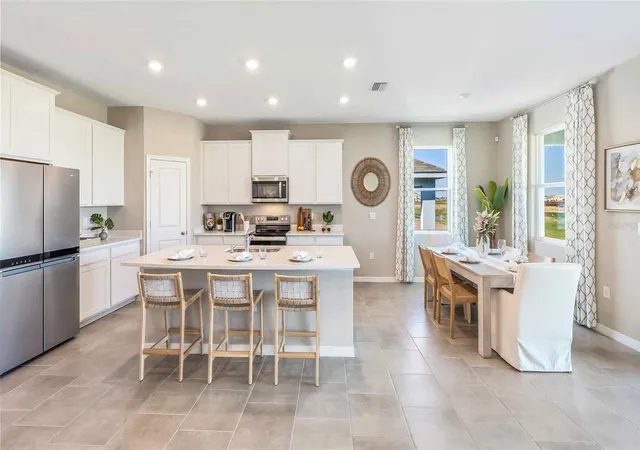 3rd image of 3511 Harvest Gardens Loop, Plant City, FL 33565 | MLS# TB8539850