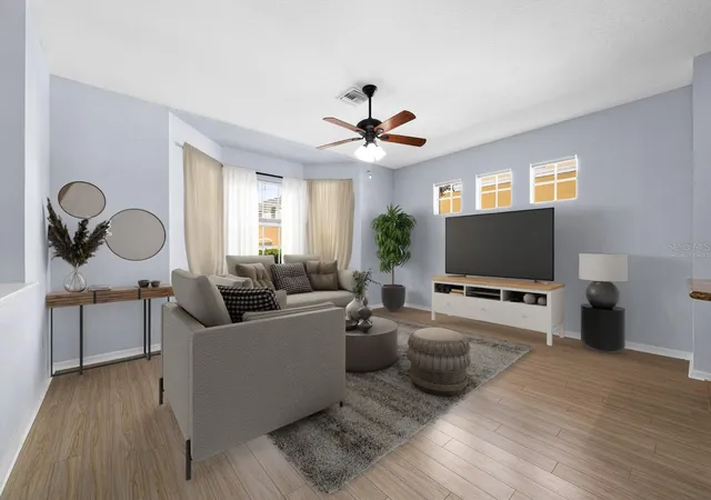 3rd image of 7435 Arlington Grove Cir, Tampa, FL 33625 | MLS# TB8539852