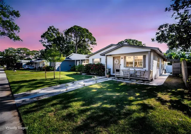 2nd image of 218 49th Avenue N, Saint Petersburg, FL 33703 | MLS# TB8539858