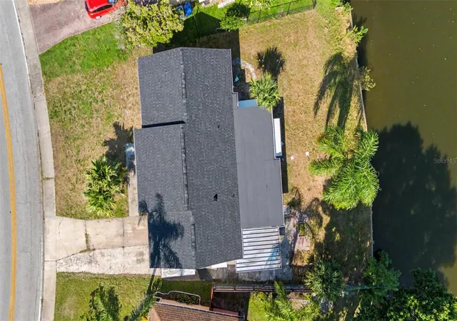 2nd image of 3909 Sail Dr, New Port Richey, FL 34652 | MLS# TB8539863