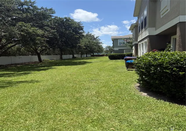 4th image of 1993 Estancia Cir #B, Kissimmee, FL 34741 | MLS# S5155830