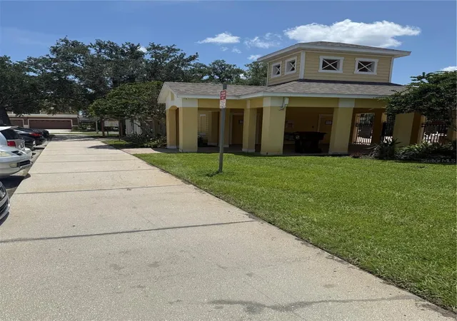 5th image of 1993 Estancia Cir #B, Kissimmee, FL 34741 | MLS# S5155830