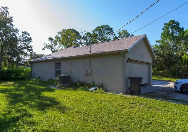 2nd image of 15106 Dusky Warbler Rd, Weeki Wachee, FL 34614 | MLS# V4950790