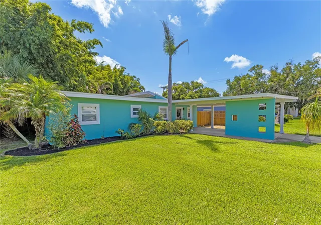 3rd image of 15 New York Ave, Saint Cloud, FL 34769 | MLS# S5155831