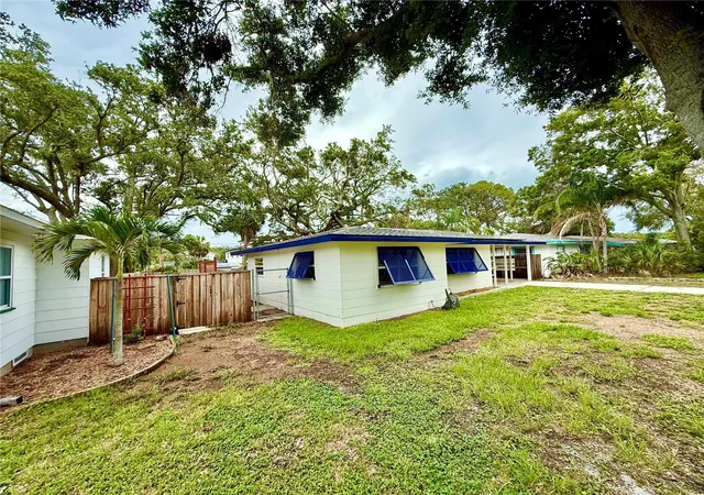 26th image of 1837 Pasadena Dr, Dunedin, FL 34698 | MLS# TB8539876
