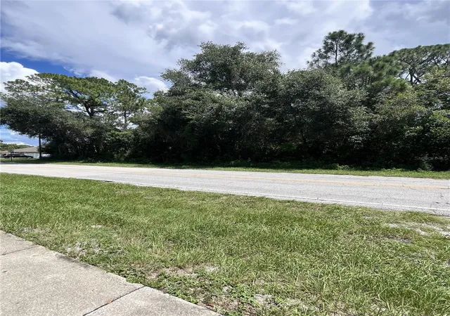 1st image of 839 Lark Ct, Deltona, FL 32725 | MLS# O6434469