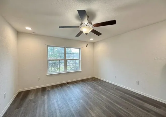 17th image of 48 Maple Dr, Ocklawaha, FL 32179 | MLS# OM730627