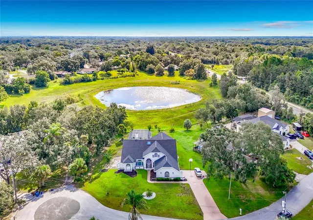 2nd image of 114 Fargo Ct, Spring Hill, FL 34606 | MLS# W7888689