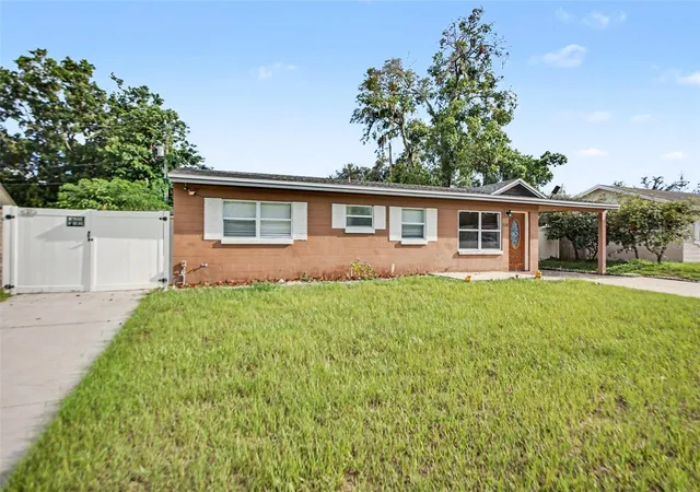 2nd image of 5818 Flori Ln, Orlando, FL 32808 | MLS# O6434475