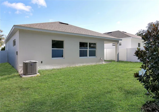 4th image of 226 W Herrick Ave, Eustis, FL 32726 | MLS# O6434477