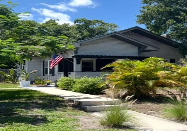 2nd image of 2802 4th Ave W, Bradenton, FL 34205 | MLS# TB8539889