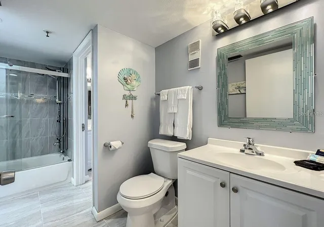 2nd image of 421 S Atlantic Ave, NEW SMYRNA BEACH, FL 32169