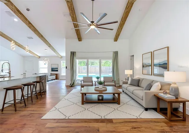 Photo 3 of Single family home for sale at 15032 Hummingbird Rd, Weeki Wachee, FL 34614 | MLS# W7888693 | Listing updated on 2026-10-06
