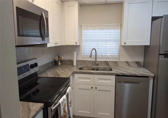 Photo 1 of Condo for sale at 809 Russell Ln #323, Brandon, FL 33510 | MLS# A4703309 | Listing updated on 2026-09-25