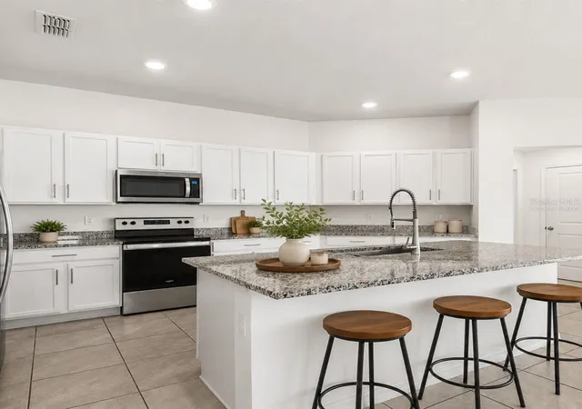 Photo 4 of Single family home for sale at 1425 Engelberg St, Winter Haven, FL 33881 | MLS# L4964379 | Listing updated on 2026-08-22