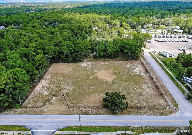 2nd image of 15241 Horn Ave, Brooksville, FL 34613 | MLS# O6434503