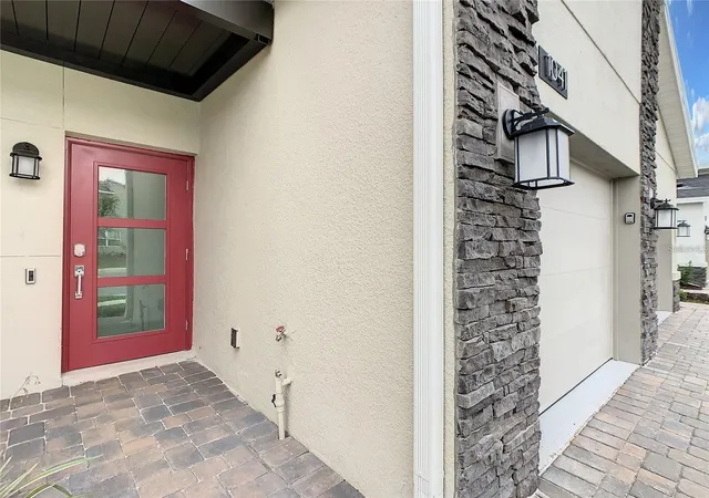 3rd image of 1041 Splash Shot Pl, Davenport, FL 33896