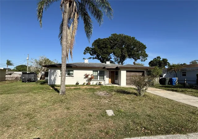 2nd image of 1347 Buckingham Dr, Clearwater, FL 33756 | MLS# TB8539942