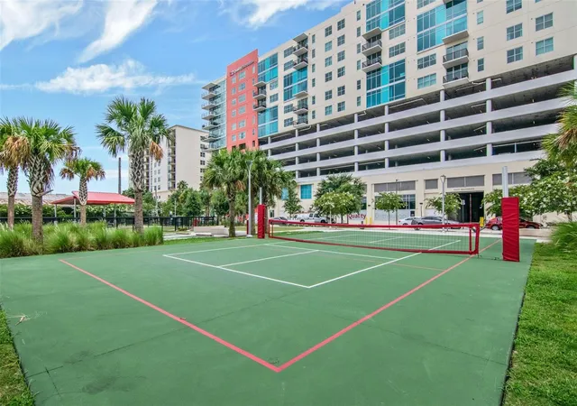 Listing Photo 2 - Condo for sale in building located at 1120 E Kennedy Blvd, Tampa, FL 33602 - Unit #715