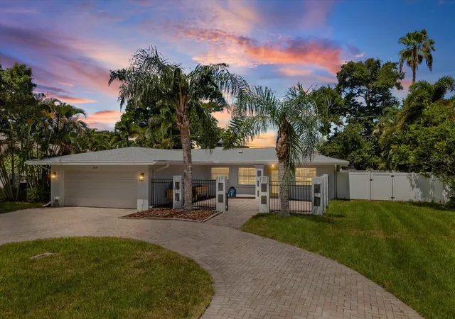 1st image of 118 Live Oak Ln, Largo, FL 33770 | MLS# TB8539966