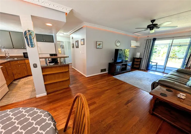 4th image of 1531 Leisure Dr #F-3, Bradenton, FL 34207 | MLS# A4703328