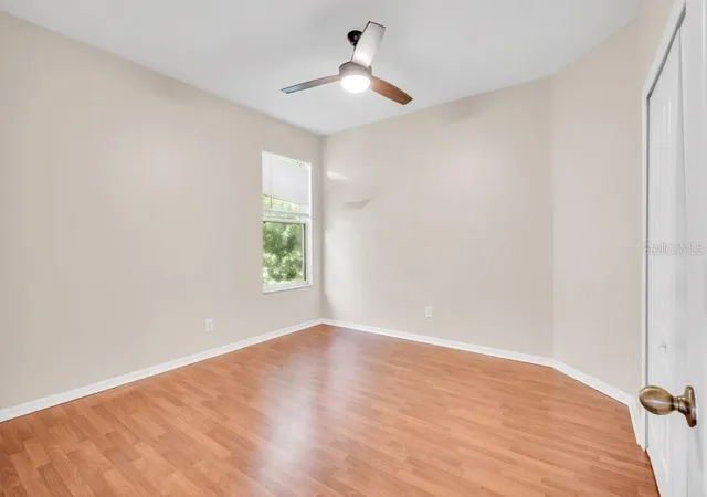 Photo 4 of Sale Pending at 6105 Gannetside Pl, Lithia, FL 33547 | MLS# TB8539977 | Listing updated on 2026-10-01