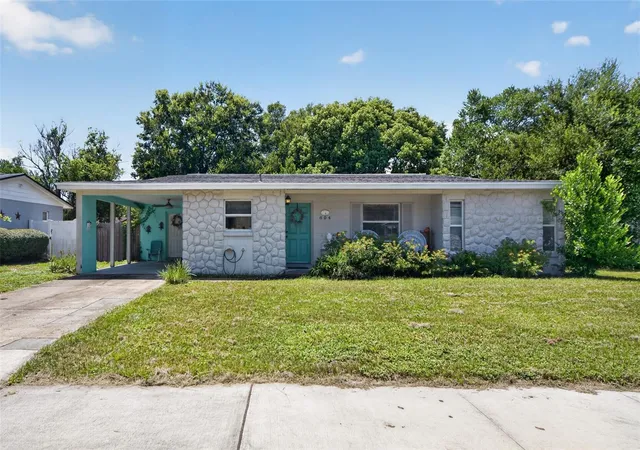 1st image of 804 Walnut Pl, Altamonte Springs, FL 32701 | MLS# O6434567