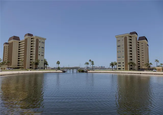 Photo 1 of Condo for sale at 4525 Cove Cir #1107, Saint Petersburg, FL 33708 | MLS# A4703335 | Listing updated on 2026-08-20