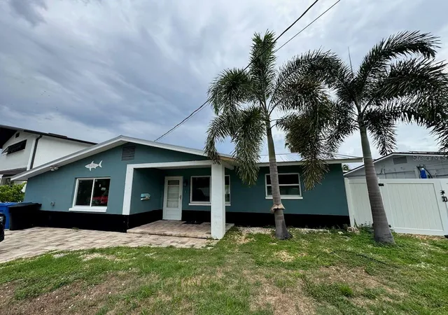 Photo 1 of Single family home for sale at 5451 Byp Grande Blvd Ne, Saint Petersburg, FL 33703 | MLS# TB8540011 | Listing updated on 2026-08-25