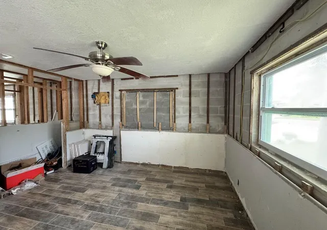 Photo 4 of Single family home for sale at 5451 Byp Grande Blvd NE, Saint Petersburg, FL 33703 | MLS# TB8540011 | Listing updated on 2026-08-25